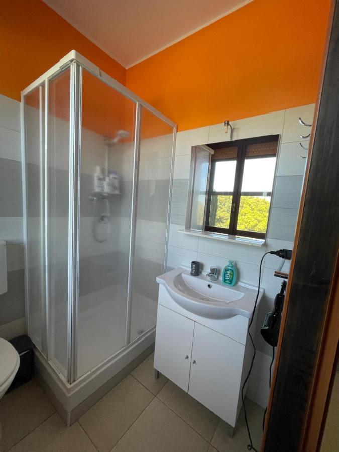 B&B Su Fassoi Santa Giusta Esterno foto