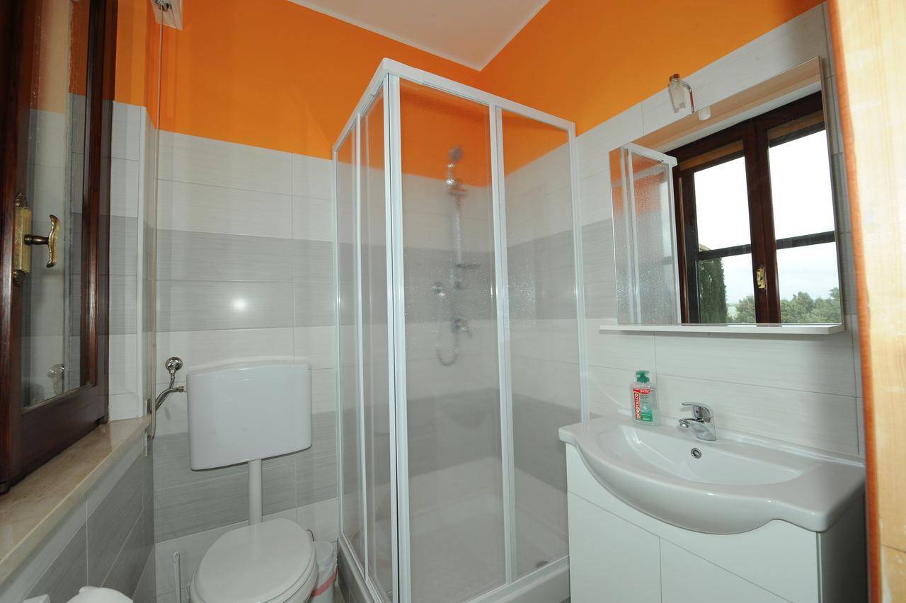 B&B Su Fassoi Santa Giusta Esterno foto