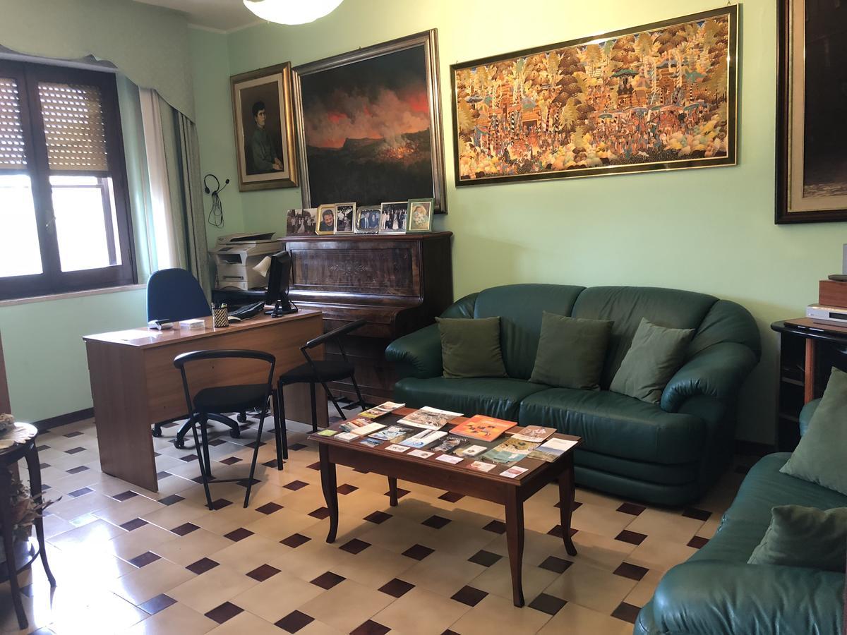 B&B Su Fassoi Santa Giusta Esterno foto